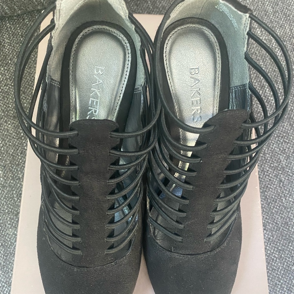 Suede black wedge strappy heel